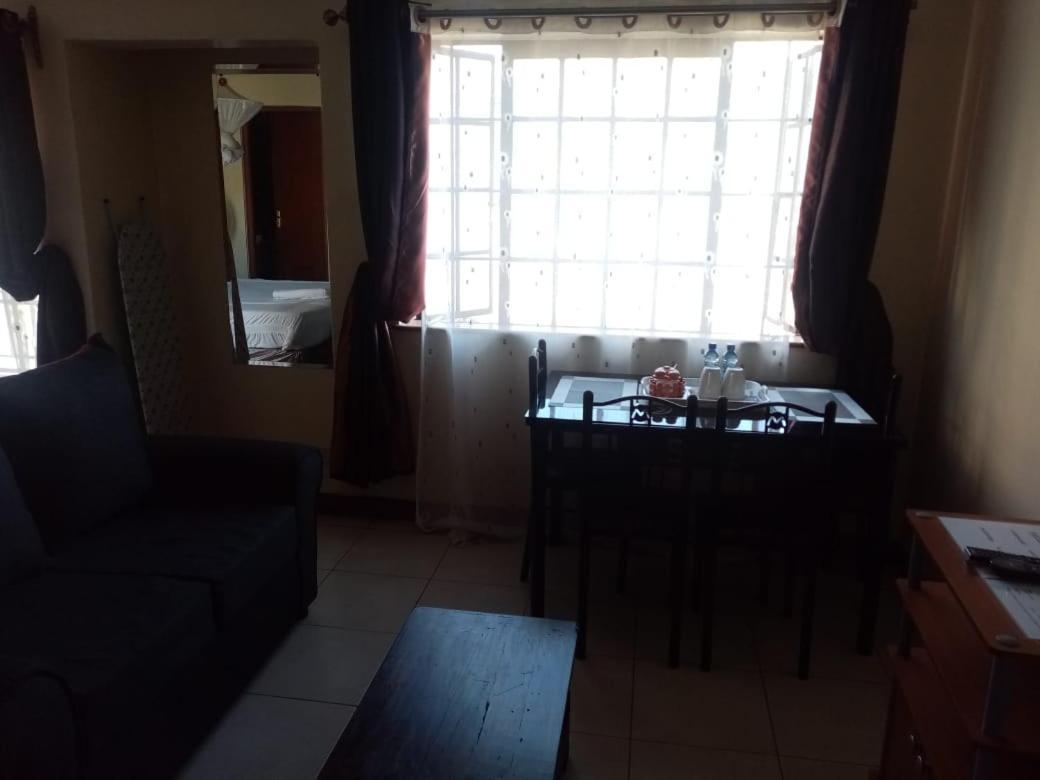 Kim Suites - Mvuli Studio Apartment Nairobi Esterno foto